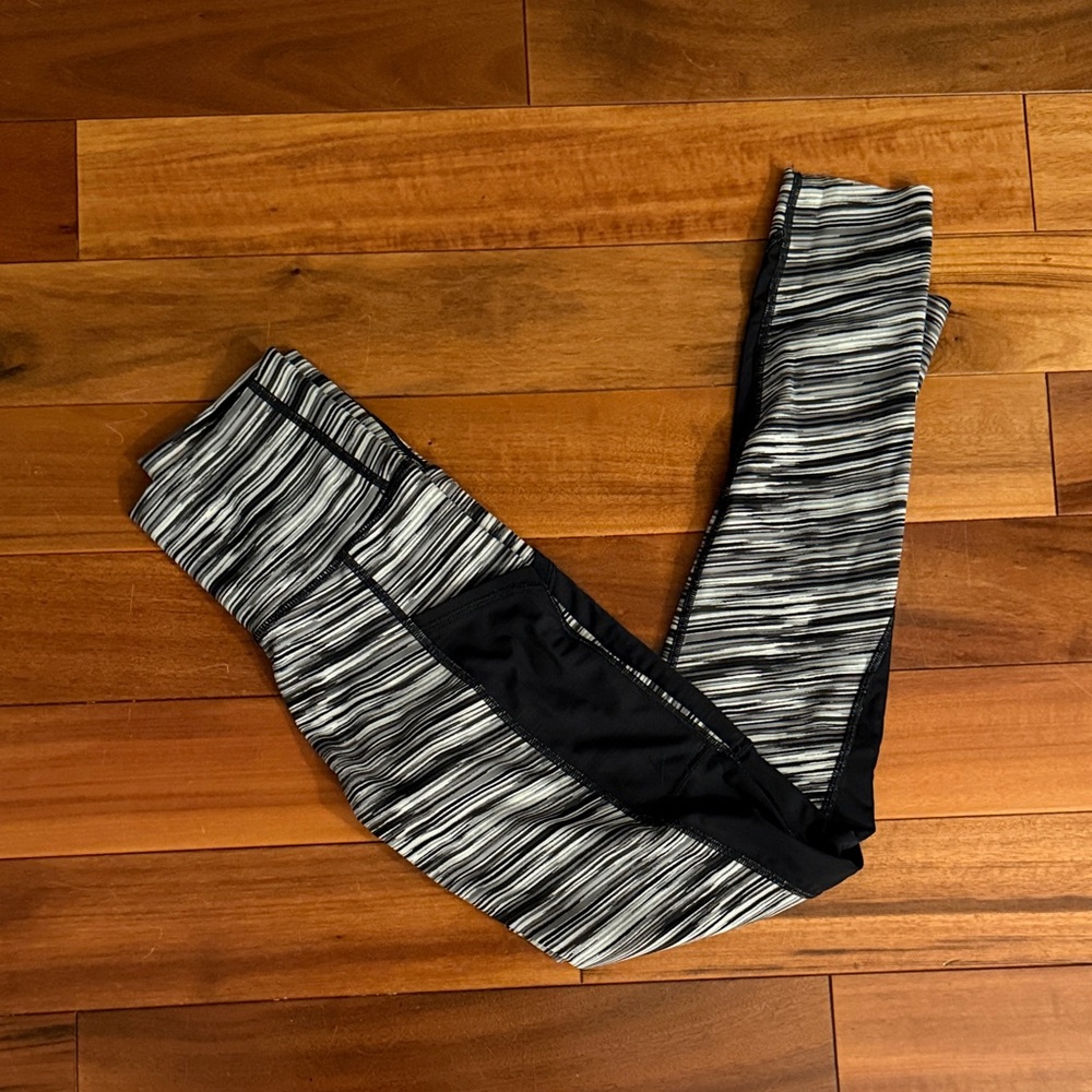 Aerie chill play move leggings